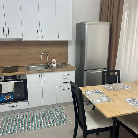 Seaside Family 1 Apartamento Shëngjin